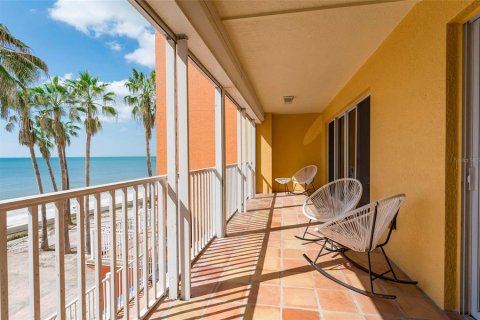 Condominio en venta en North Redington Beach, Florida, 2 dormitorios, 129.6 m2 № 1427756 - foto 5