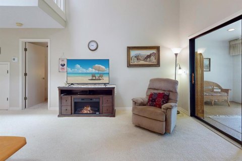 Townhouse in Haines City, Florida 3 bedrooms, 171.31 sq.m. № 2341820 - photo 20