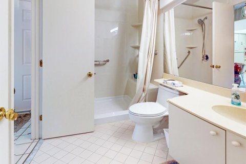 Townhouse in Haines City, Florida 3 bedrooms, 171.31 sq.m. № 2341820 - photo 28