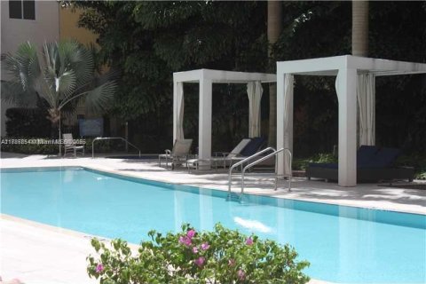 Condo in Aventura, Florida, 1 bedroom № 1959115 - photo 25
