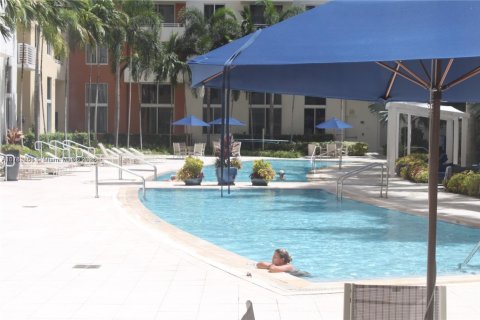 Condo in Aventura, Florida, 1 bedroom № 1959115 - photo 24