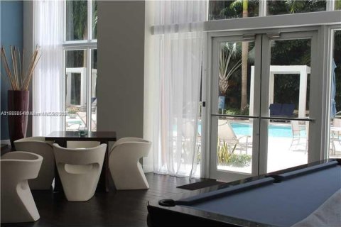 Condo in Aventura, Florida, 1 bedroom № 1959115 - photo 23