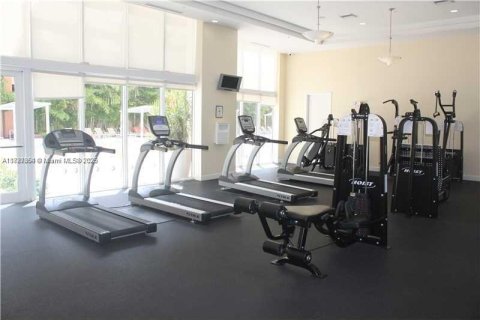 Condo in Aventura, Florida, 1 bedroom № 1959115 - photo 26