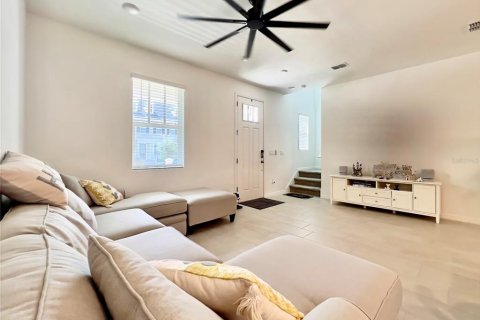 Adosado en venta en Celebration, Florida, 3 dormitorios, 152.17 m2 № 1899785 - foto 11