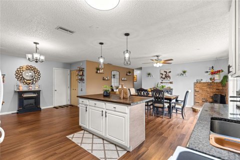 House in Ocala, Florida 3 bedrooms, 165.37 sq.m. № 2142608 - photo 19