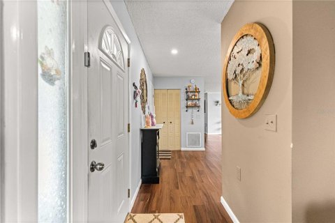 House in Ocala, Florida 3 bedrooms, 165.37 sq.m. № 2142608 - photo 8