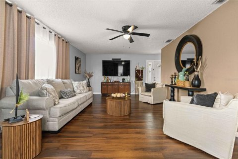 House in Ocala, Florida 3 bedrooms, 165.37 sq.m. № 2142608 - photo 23