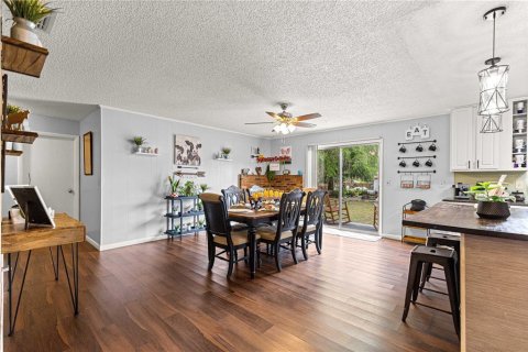 House in Ocala, Florida 3 bedrooms, 165.37 sq.m. № 2142608 - photo 10