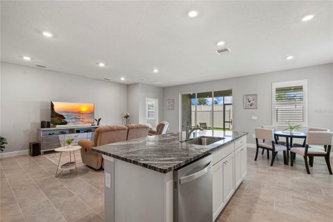 House in Lakewood Ranch, Florida 4 bedrooms, 191.01 sq.m. № 1876530 - photo 16