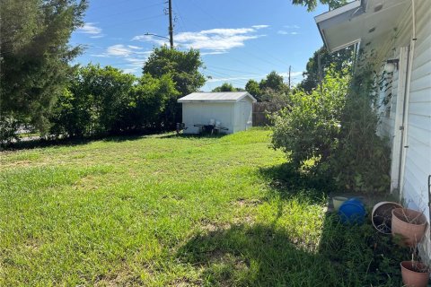 House in Casselberry, Florida 4 bedrooms, 118.17 sq.m. № 1871236 - photo 16