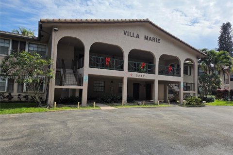 Кондоминиум с 2 спальнями в Корал-Спрингс, Флорида № 1996514