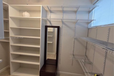 Купить кондоминиум в Корал-Спрингс, Флорида 2 спальни, 108.7м2, № 1996514 - фото 21