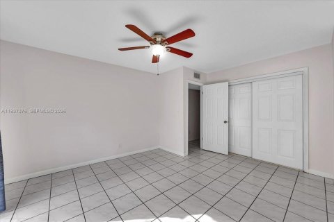 Купить кондоминиум в Корал-Спрингс, Флорида 2 спальни, 108.7м2, № 1996514 - фото 27