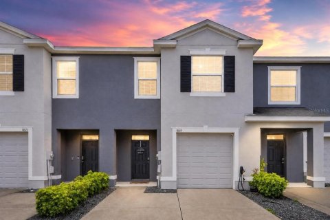 Townhouse in Riverview, Florida 3 bedrooms, 158.58 sq.m. № 2312613