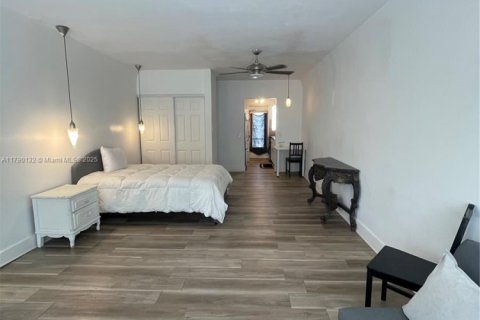 Copropriété à louer à Miami Beach, Floride: 43.66 m2 № 1731561 - photo 13