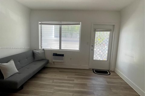 Copropriété à louer à Miami Beach, Floride: 43.66 m2 № 1731561 - photo 20