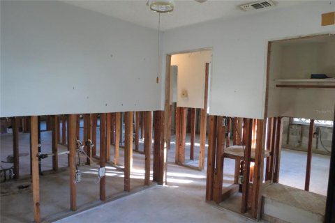 Casa en venta en Tampa, Florida, 4 dormitorios, 103.68 m2 № 1910665 - foto 21