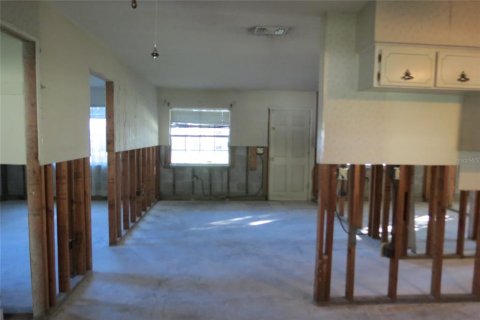 Casa en venta en Tampa, Florida, 4 dormitorios, 103.68 m2 № 1910665 - foto 10