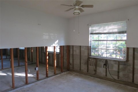 Casa en venta en Tampa, Florida, 4 dormitorios, 103.68 m2 № 1910665 - foto 18