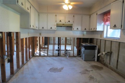 Casa en venta en Tampa, Florida, 4 dormitorios, 103.68 m2 № 1910665 - foto 14