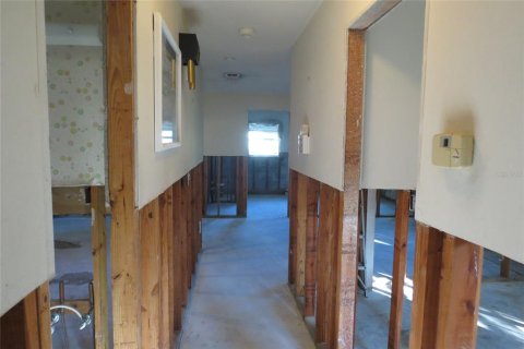 Casa en venta en Tampa, Florida, 4 dormitorios, 103.68 m2 № 1910665 - foto 19