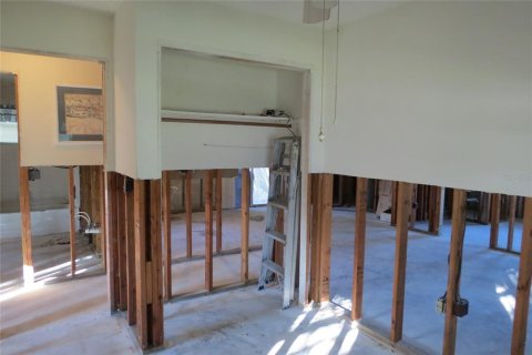 Casa en venta en Tampa, Florida, 4 dormitorios, 103.68 m2 № 1910665 - foto 20