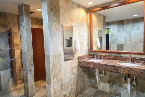 Condominio en alquiler en Key Biscayne, Florida, 2 dormitorios, 142.33 m2 № 2011118 - foto 25