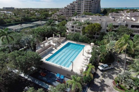Condominio en alquiler en Key Biscayne, Florida, 2 dormitorios, 142.33 m2 № 2011118 - foto 18