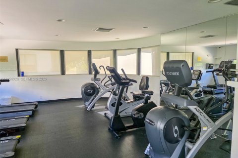 Condominio en alquiler en Key Biscayne, Florida, 2 dormitorios, 142.33 m2 № 2011118 - foto 21