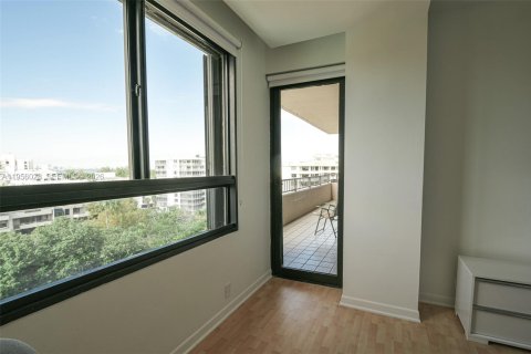 Condominio en alquiler en Key Biscayne, Florida, 2 dormitorios, 142.33 m2 № 2011118 - foto 7