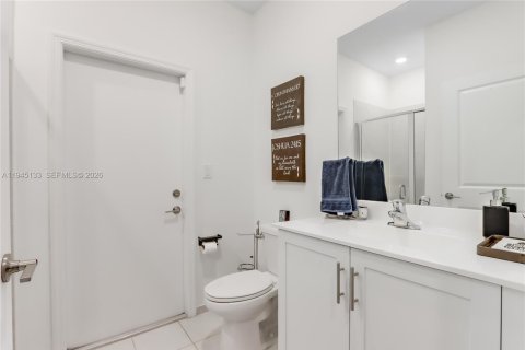 House in Homestead, Florida 5 bedrooms, 302.12 sq.m. № 2001469 - photo 11