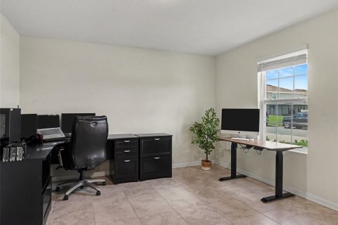 Villa ou maison à vendre à Kissimmee, Floride: 5 chambres, 270.81 m2 № 2342425 - photo 11