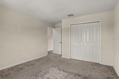 Villa ou maison à vendre à Kissimmee, Floride: 5 chambres, 270.81 m2 № 2342425 - photo 21