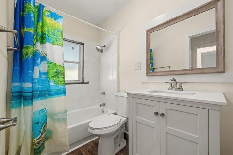 Propiedad comercial en venta en Daytona Beach, Florida, 44.59 m2 № 2424125 - foto 7