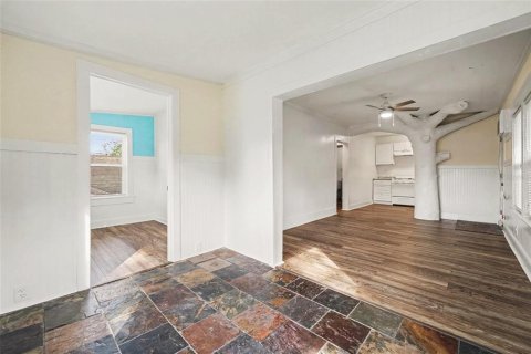 Propiedad comercial en venta en Daytona Beach, Florida, 44.59 m2 № 2424125 - foto 26