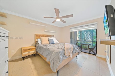 Condominio en venta en Miami, Florida, 1 dormitorio, 60.48 m2 № 2032710 - foto 15