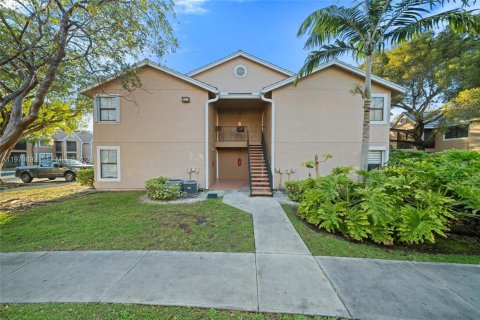 Condominio en venta en Miami, Florida, 1 dormitorio, 60.48 m2 № 2032710 - foto 20