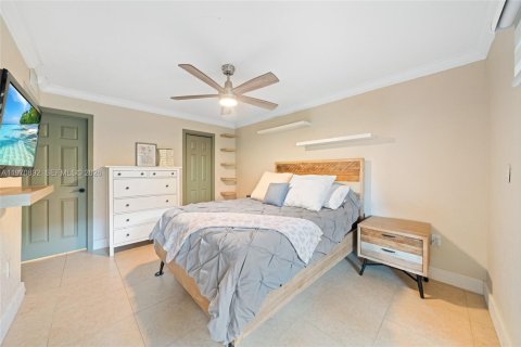 Condominio en venta en Miami, Florida, 1 dormitorio, 60.48 m2 № 2032710 - foto 13