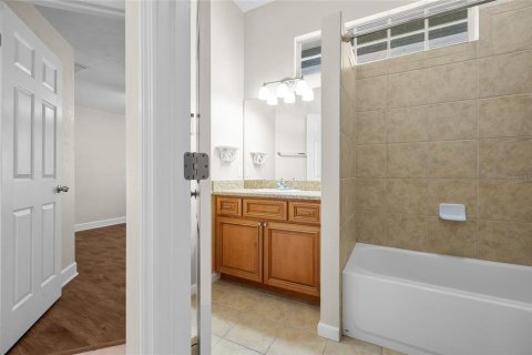 Casa en venta en Alachua, Florida, 4 dormitorios, 203.18 m2 № 1822660 - foto 28