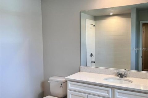 Townhouse in HARMONY AT LAKEWOOD RANCH in Bradenton, Florida 3 bedrooms, 162.3 sq.m. № 1901290 - photo 14