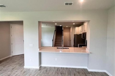 Townhouse in HARMONY AT LAKEWOOD RANCH in Bradenton, Florida 3 bedrooms, 162.3 sq.m. № 1901290 - photo 12