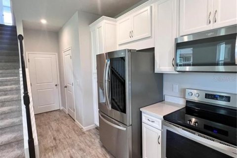 Townhouse in HARMONY AT LAKEWOOD RANCH in Bradenton, Florida 3 bedrooms, 162.3 sq.m. № 1901290 - photo 8