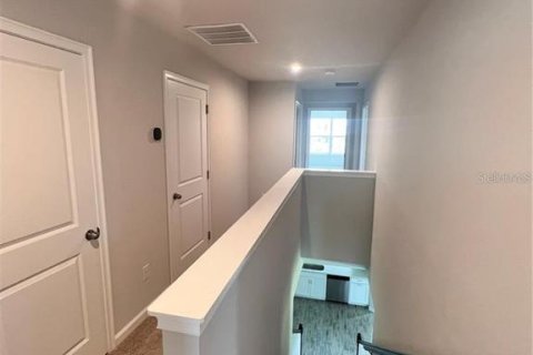 Townhouse in HARMONY AT LAKEWOOD RANCH in Bradenton, Florida 3 bedrooms, 162.3 sq.m. № 1901290 - photo 13