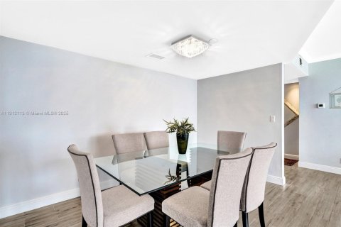 Copropriété à louer à Aventura, Floride: 2 chambres, 141.21 m2 № 1966810 - photo 19