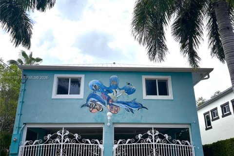 Casa en Key Largo, Florida 3 dormitorios, 123.84 m2 № 2032514