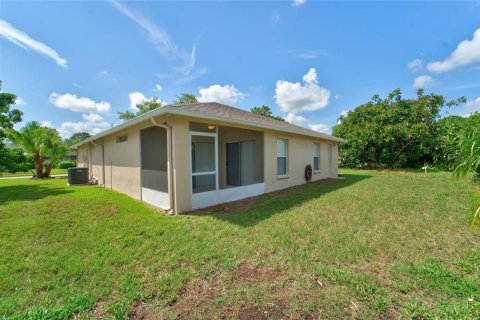 Villa ou maison à vendre à Ruskin, Floride: 3 chambres, 160.91 m2 № 2434769 - photo 4