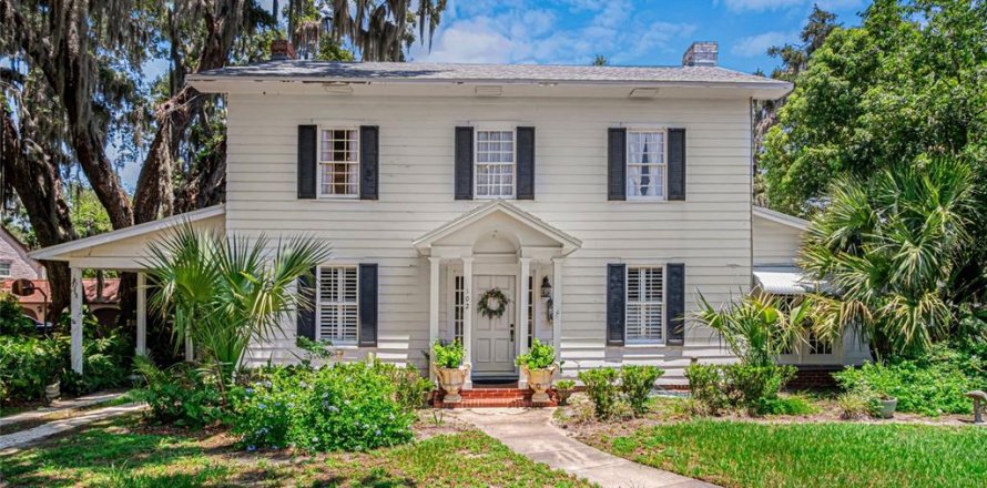 Casa en Leesburg, Florida 4 dormitorios, 210.24 m2 № 2383492