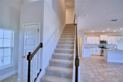 Casa en venta en Winter Haven, Florida, 4 dormitorios, 204.57 m2 № 915083 - foto 2