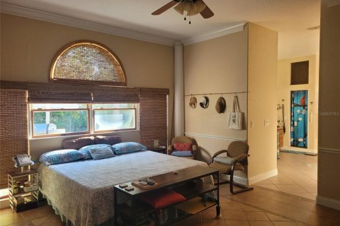 House in Kissimmee, Florida 5 bedrooms, 352.66 sq.m. № 2139831 - photo 29
