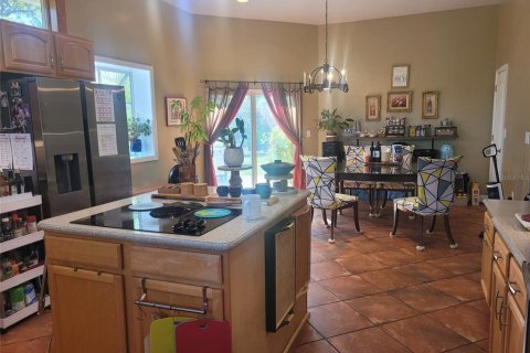 House in Kissimmee, Florida 5 bedrooms, 352.66 sq.m. № 2139831 - photo 25